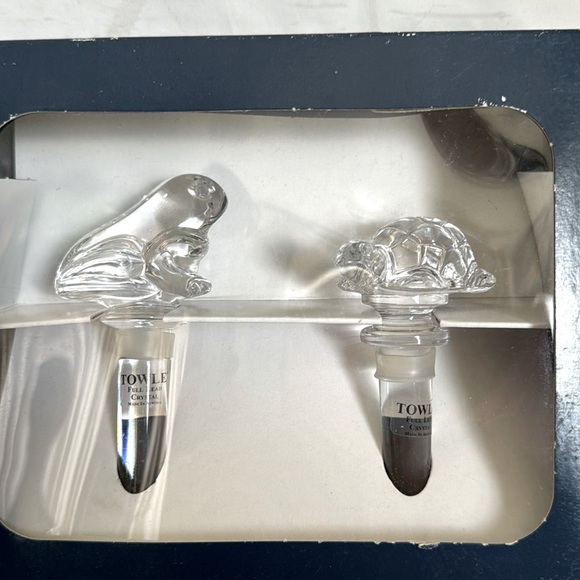 Towle Full Lead Crystal Frog & Turtle Wine Bottle Stoppers Style No: 7566 - Picture 2 of 7
